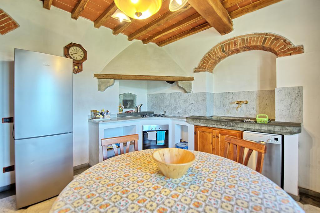 Villa Panzalla By Posarellivillas Santo Stefano A Tizzano Exterior photo